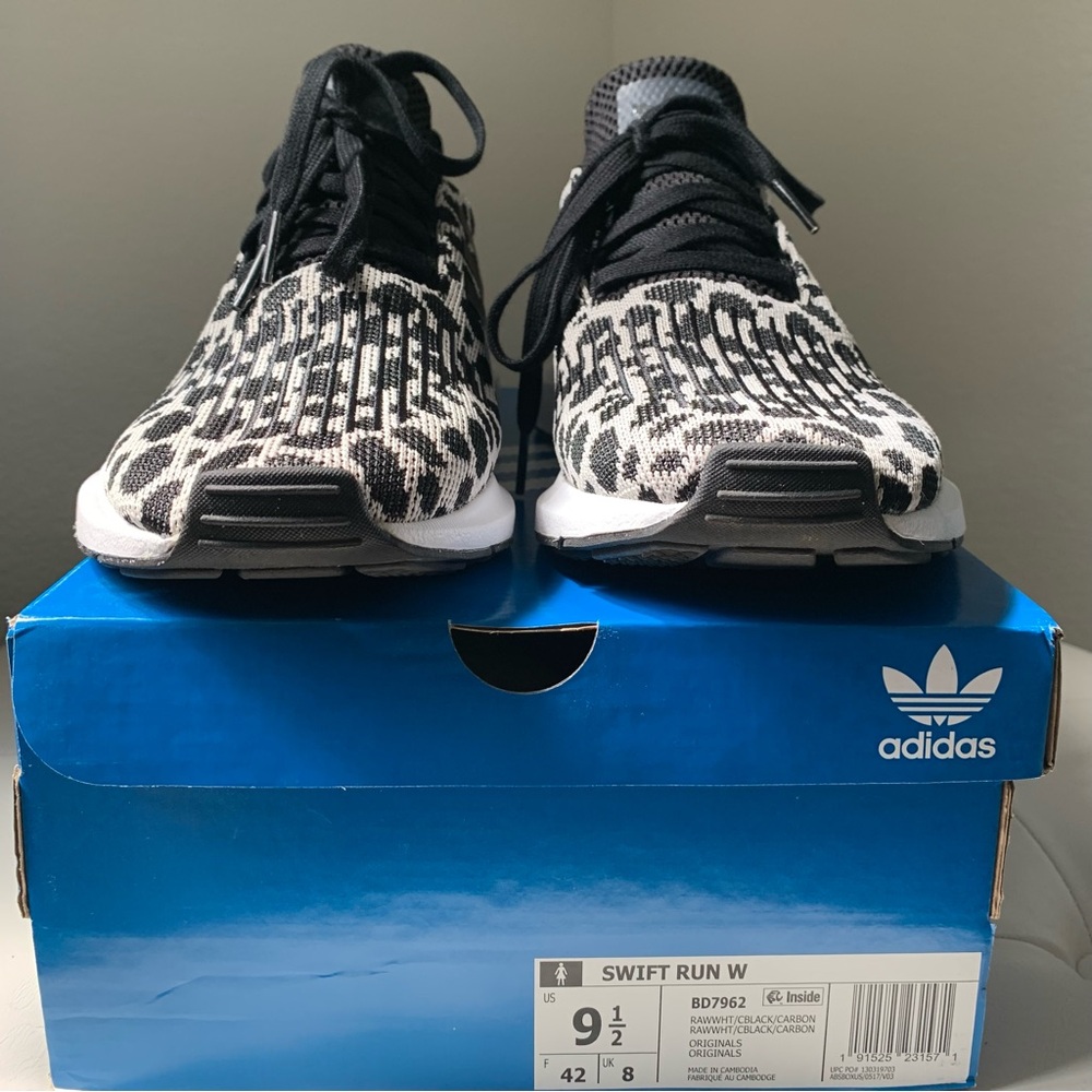 NWT Adidas Run Swift in Leopard Knit Sneaker - Picture 4 of 4
